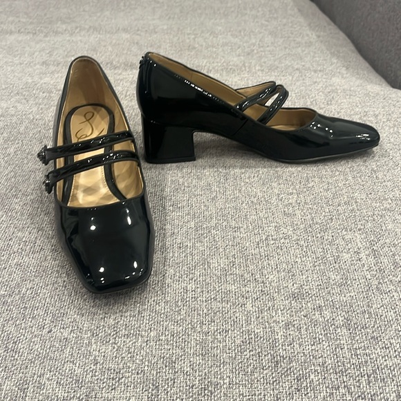 Mary Jane Block Heel - Picture 1 of 6